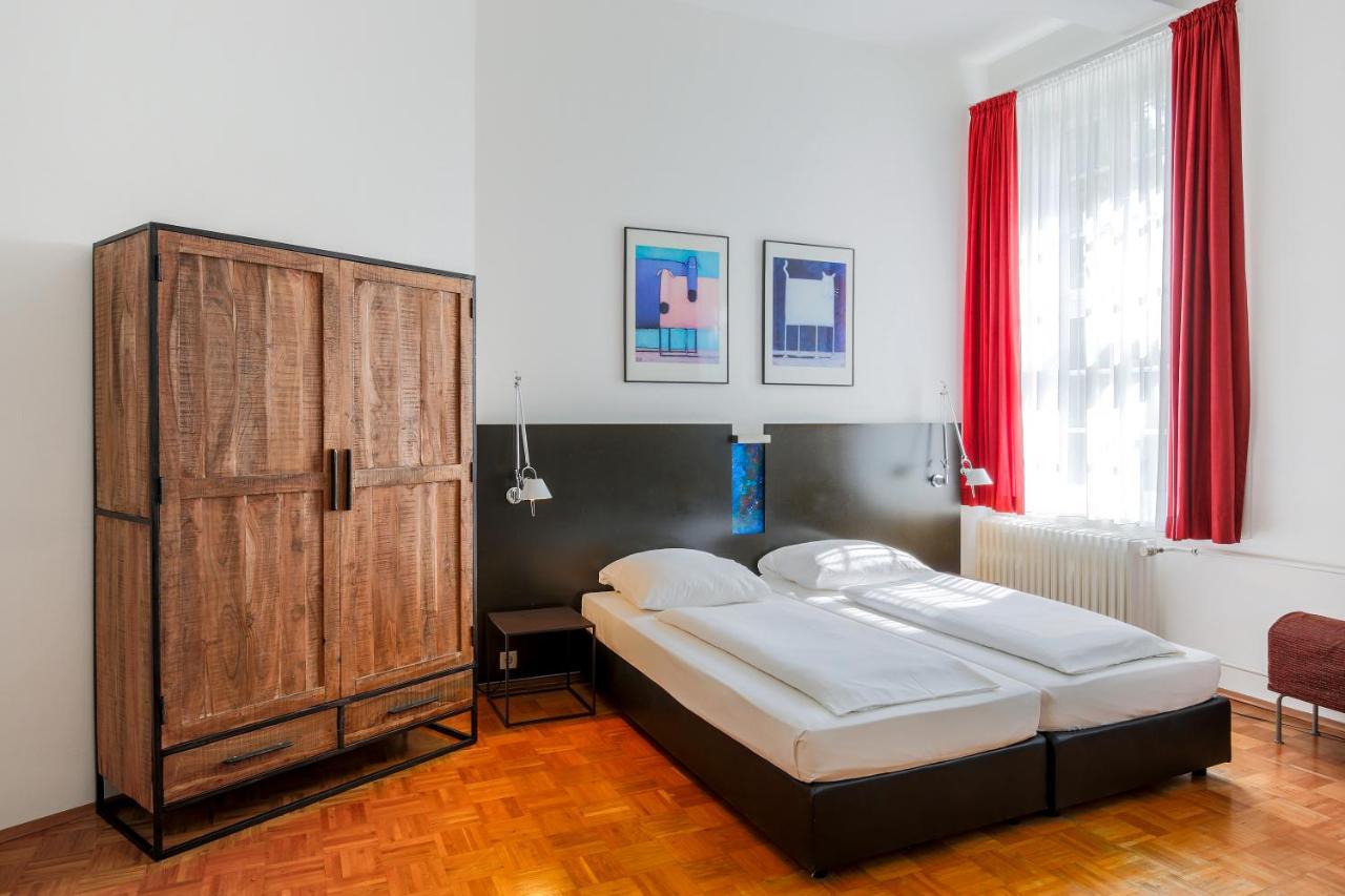 Abc Hotel Κωνσταντία Εξωτερικό φωτογραφία