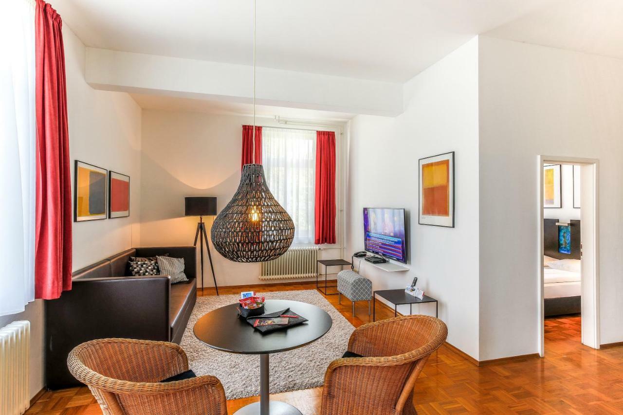 Abc Hotel Κωνσταντία Εξωτερικό φωτογραφία